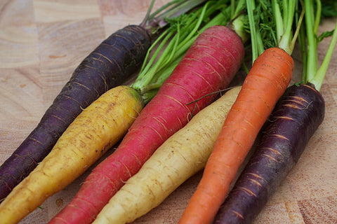 Organic Rainbow Carrots